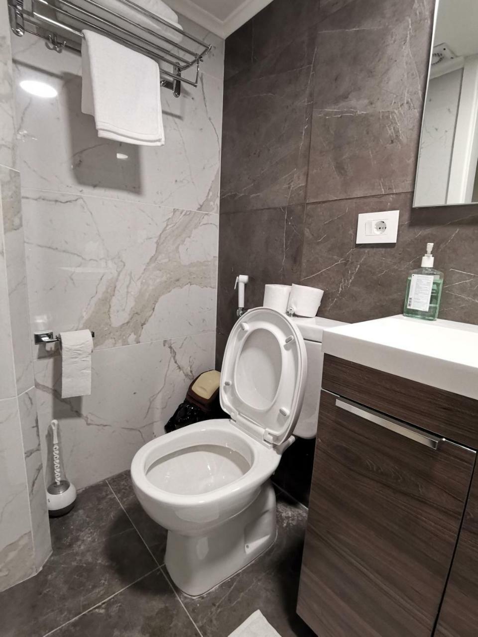 West House Apartments-Mar Mikhael Бейрут Экстерьер фото